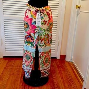 NWT Zara pants size m 100% viscose flower tropical print